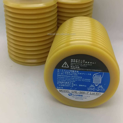 Il grasso LHL-300-7 di SMT unge 700CC per uso della macchina dello stampaggio ad iniezione di Toshiba Mitsubishi Electric