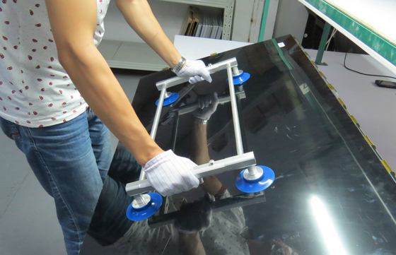 Porti il dispositivo di rimozione di aiuto della Camera del pollone degli strumenti dell'automobile di aspirazione della tazza del cuscinetto dell'ammaccatura dell'estrattore della carrozzeria delle mamme di vetro del pannello